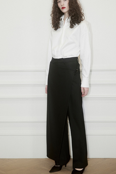 Брюки из шерсти с деталью