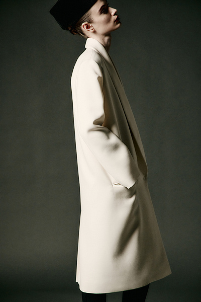 Пальто из шерсти