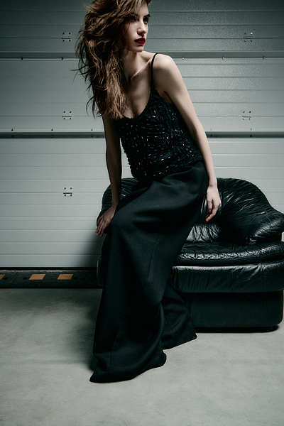 Топ с пайетками и вышивкой