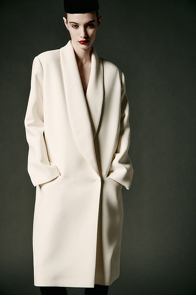 Пальто из шерсти